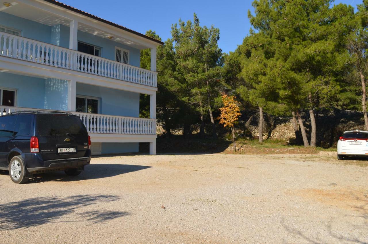 Apartments Charlie Krk Town Exterior foto